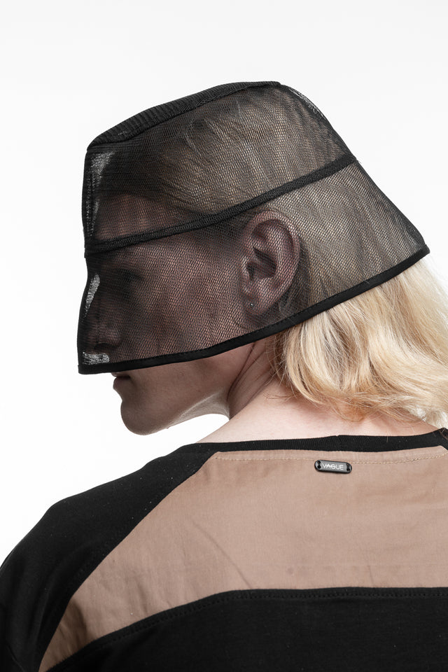 NOSTALGIC B NET BUCKET HAT