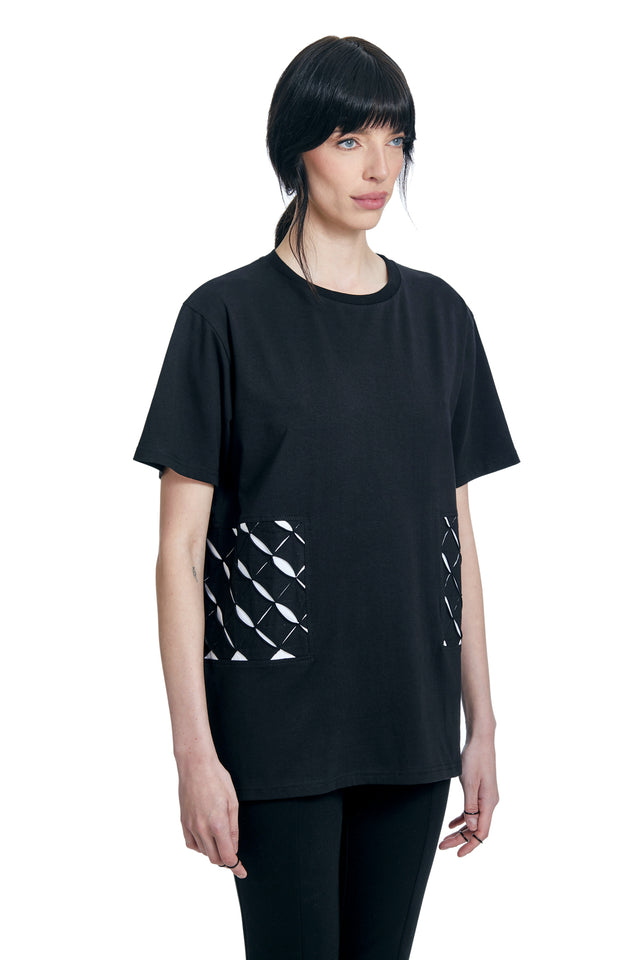 ANICCA SIDE SQUARE DETAILS TEE