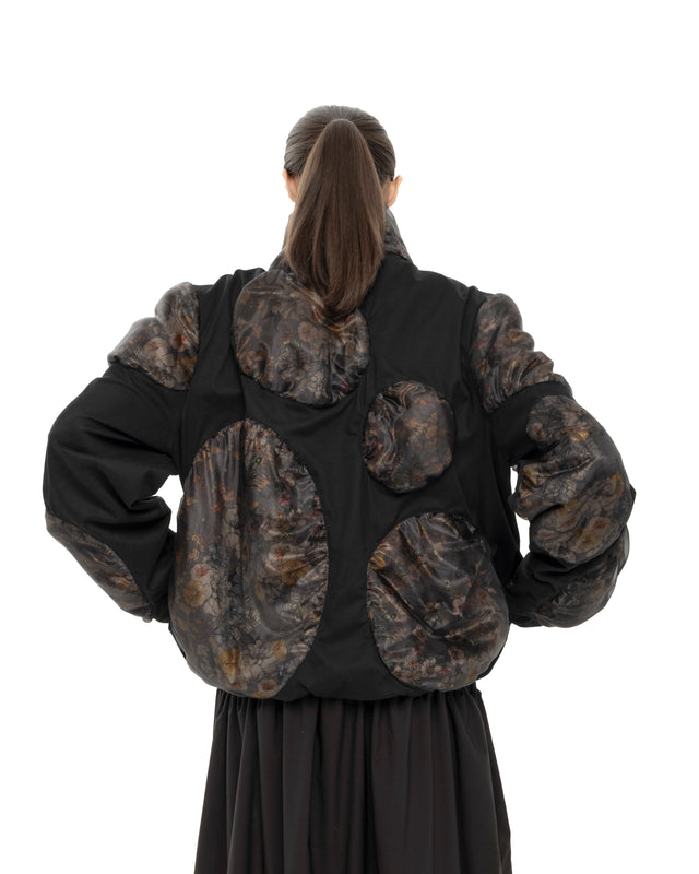 RETENTION FLOWER-TEXTURED CIRCLES PUFFER COAT