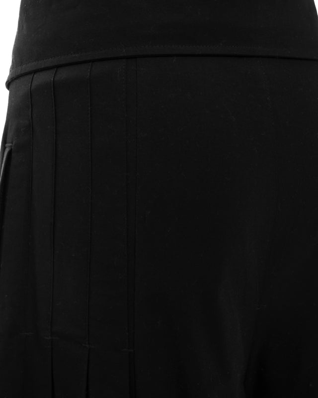 RETENTION BLACK WIDE-LEG A SKIRT-LIKE SILHOUETTE TROUSERS
