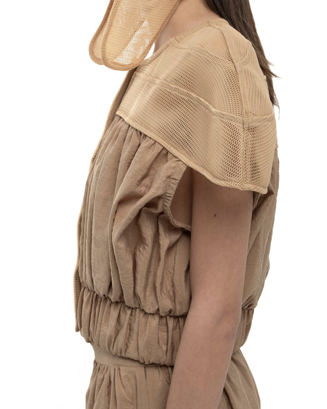 RETENTION CAMEL-TONED LIGHT GREY CROP TOP