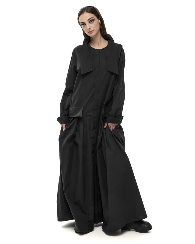 RETENTION BLACK WIDE-LEG JUMPSUIT WITH A STRUCTURED SILHOUETTE
