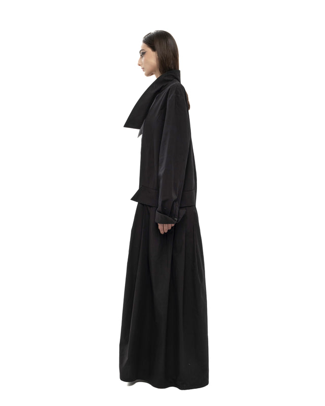 RETENTION BLACK WIDE-LEG JUMPSUIT WITH A STRUCTURED SILHOUETTE
