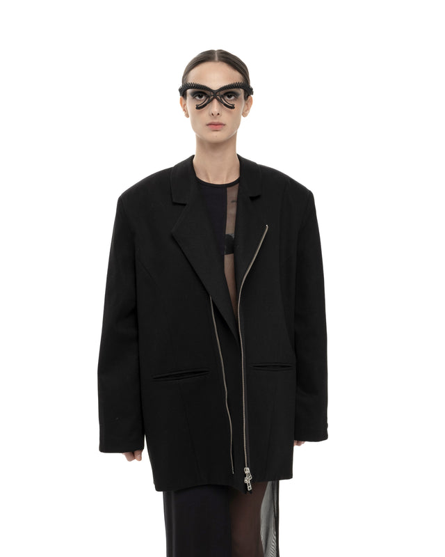 RETENTION BLACK OVERSIZED BLAZER WITH A STRUCTURED SILHOUETTE