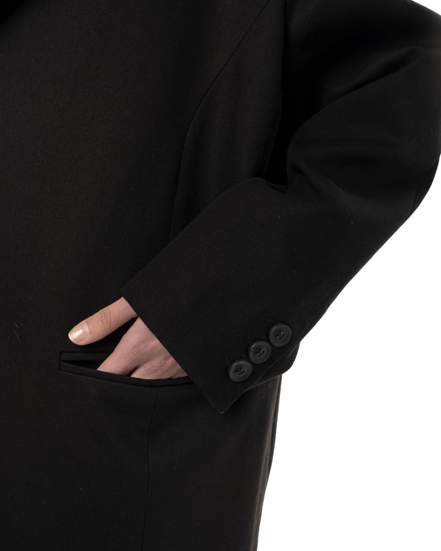 RETENTION BLACK OVERSIZED BLAZER WITH A STRUCTURED SILHOUETTE