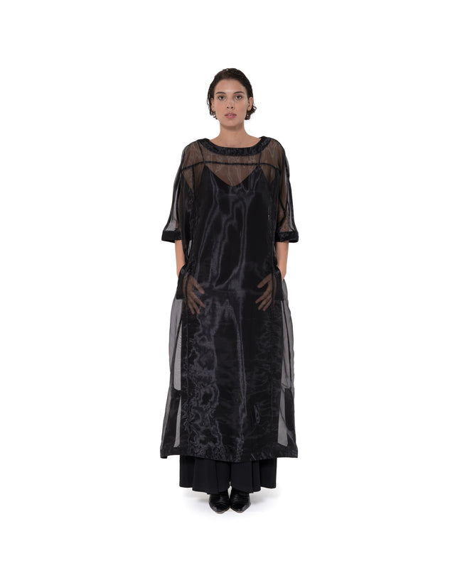 ÉTHER BLACK ORGANZA MAXI DRESS