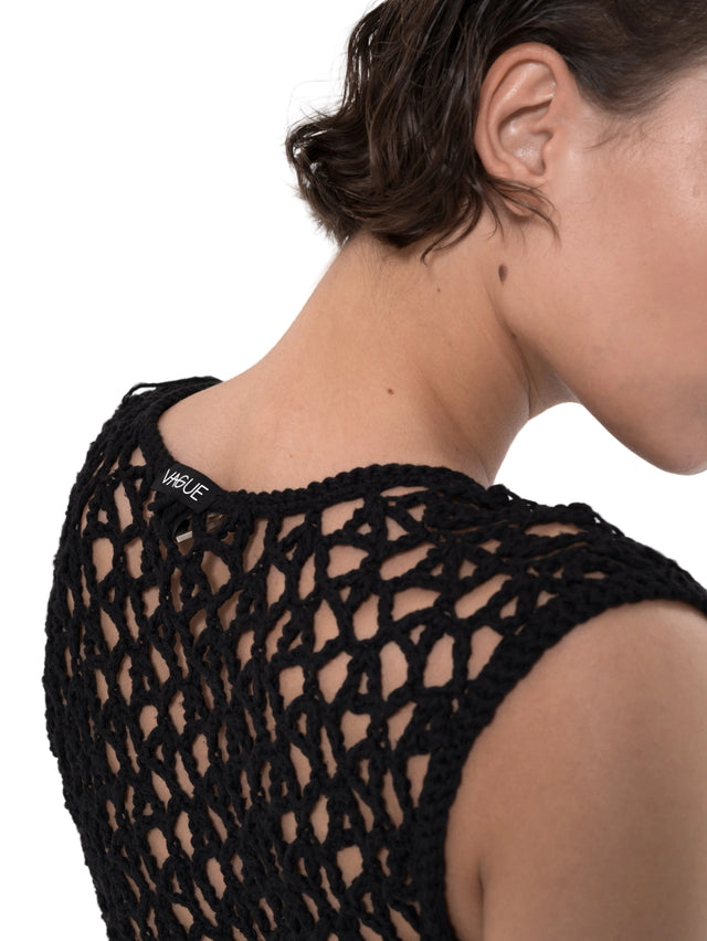 ÉTHER CROCHET BLACK SLEEVLESS MAXI DRESS