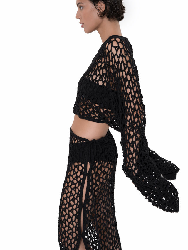 ÉTHER CROCHET BLACK OPEN WEAVE LONG SLEEVE CROP TOP