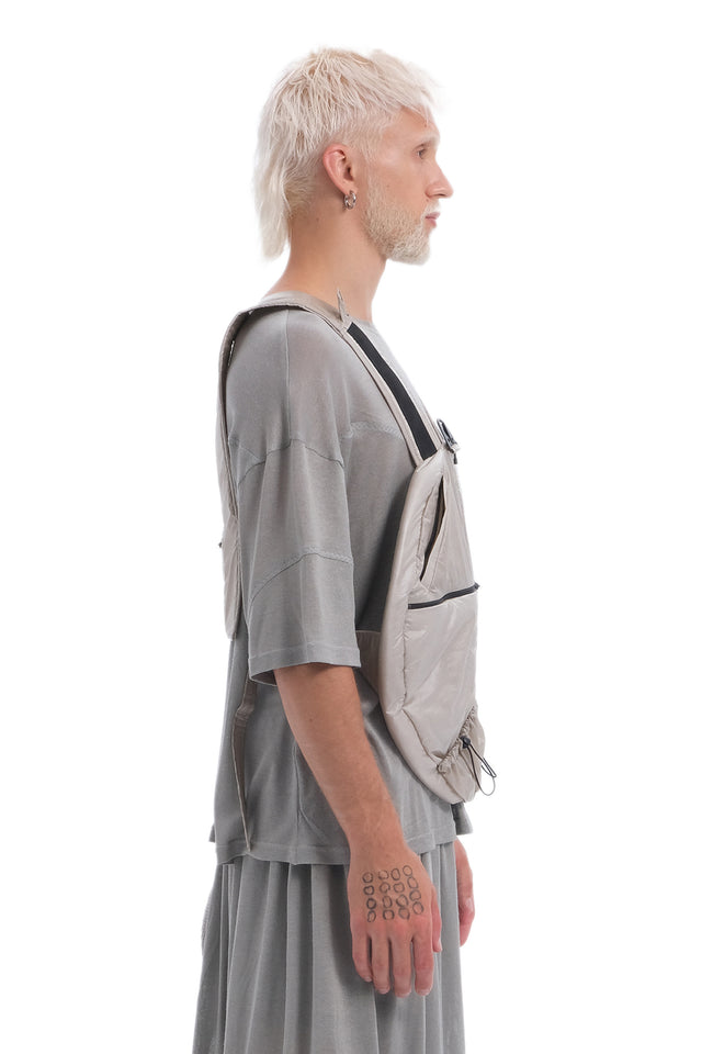 EARS TO EAR(TH) GREY NYLON VEST BAG