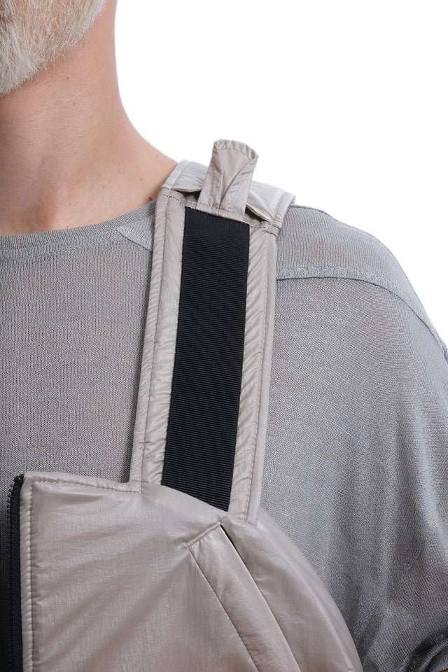 EARS TO EAR(TH) GREY NYLON VEST BAG