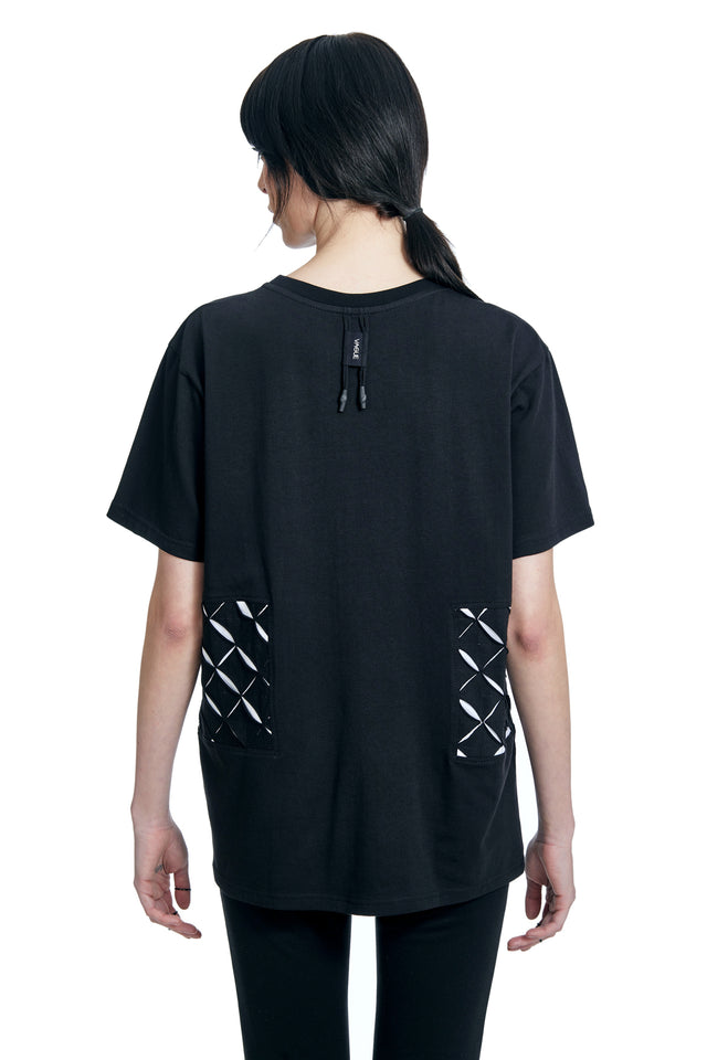 ANICCA SIDE SQUARE DETAILS TEE