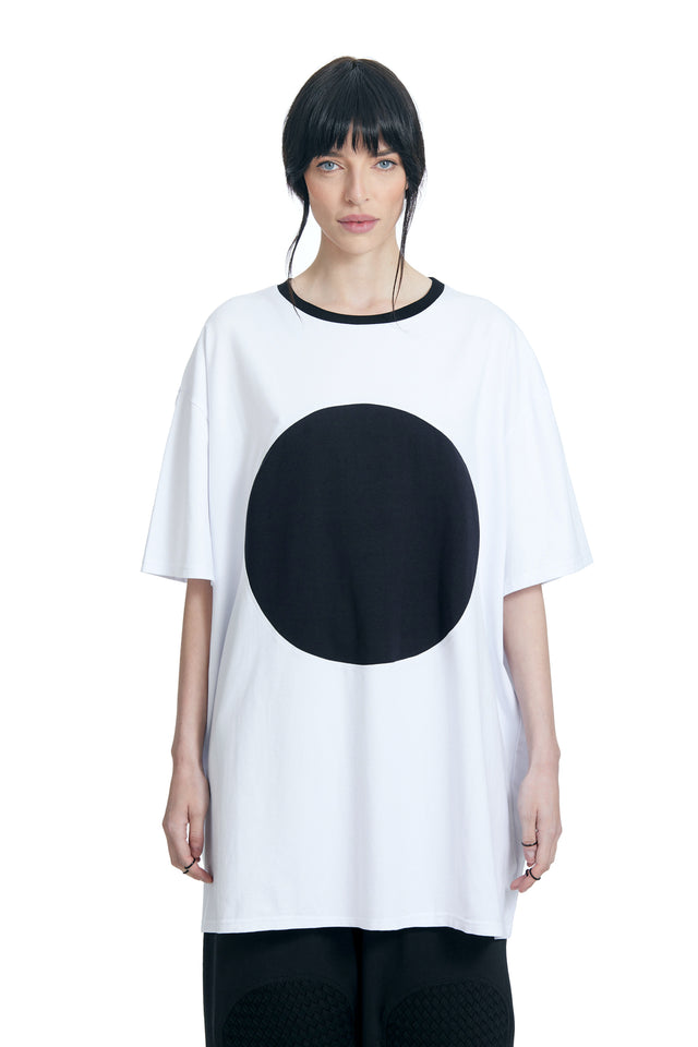ANICCA WHITE OVERSIZED FRONT CIRCLE TEE